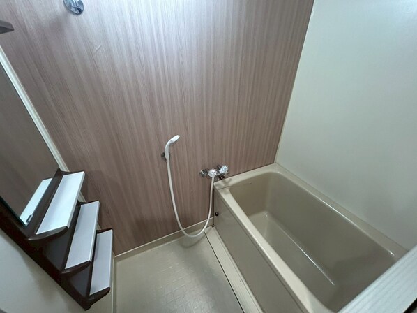 ジュネス伊伝居Ⅱの物件内観写真